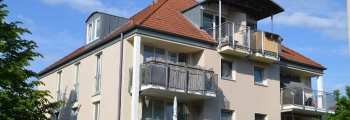 Mehrfamilienhaus mit Grundbücher je Wohnung in Velten zu verkaufen.