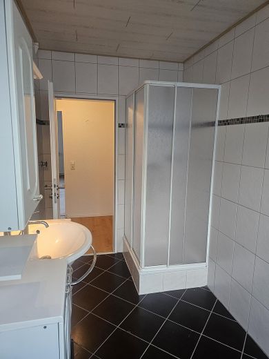 Renovierte 3-Zimmer-Wohnung, 90 m², Tageslichtbad und Gäste-WC – Foto 7