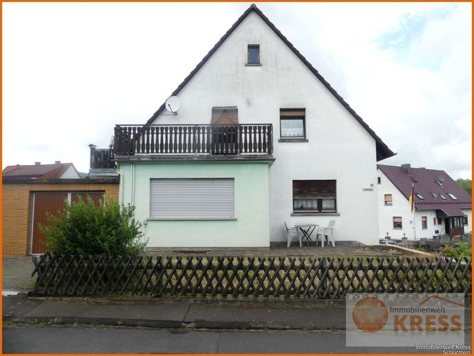 2-Familienwohnhaus mit Balkon, Wintergarten und 2 Garagen in der Ortslage von Sinntal-Oberzell – Bild 4