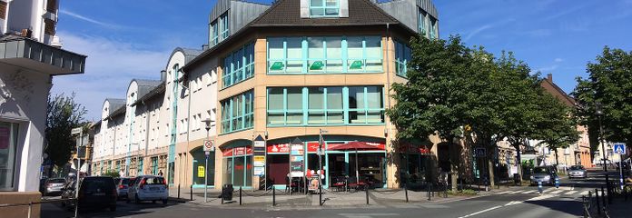 Wohn- und Geschäftshaus 