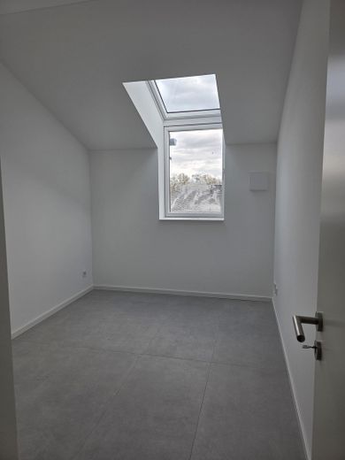 Penthousewohnung in Trier-Quint, Neubau Erstbezug, sonnige ruhige Lage – Büro/Kind 2, 9 m²