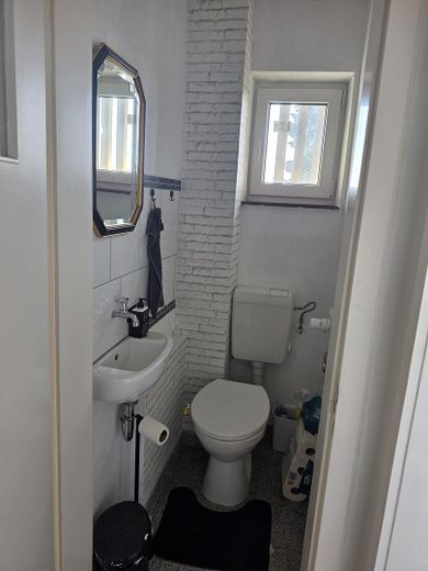 Gepflegte 3-Zimmer Wohnung mit Balkon in Hockenheim – Separate Toilette