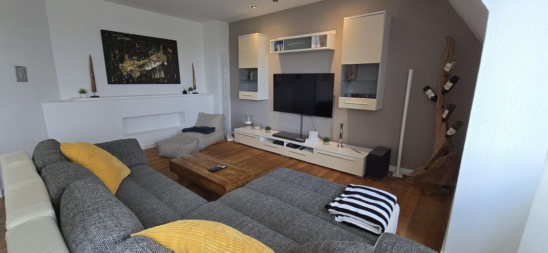 Großes Wohnzimmer