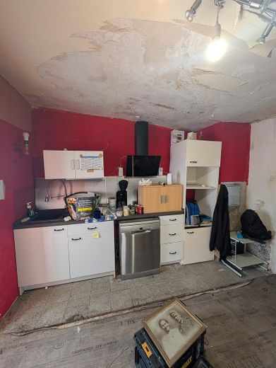Handwerker gesucht – Wohnen gegen Renovierung! EFH mit Garten Menzingen – Foto 8
