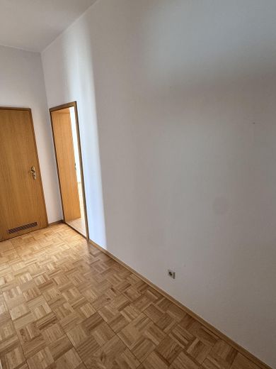 Luminoso appartamento di 2 locali con balcone e cucina attrezzata in posizione tranquilla – ideale per single – Foto 10