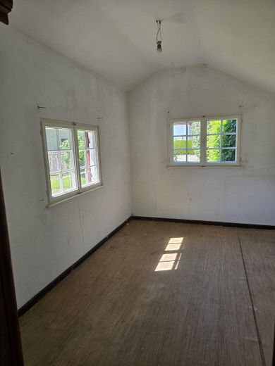 1 von 3 Räumen im Gartenhaus