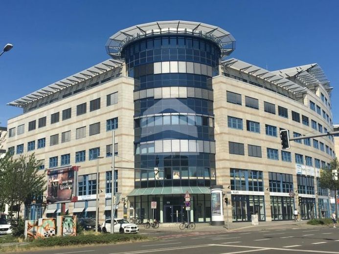 BUERO.flächen mit 100 m² im LISTBOGEN – Foto 1