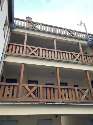 Großzügige 2-Zimmer mit Laminat und offener Küche in ruhiger Lage! – PHOTO-2022-02-09-16-56-39_1