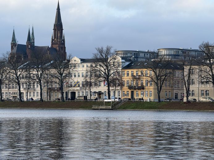 Licht, Wasser, Altbau – Traumwohnung in Schwerins Bestlage am Pfaffenteich – Foto 27