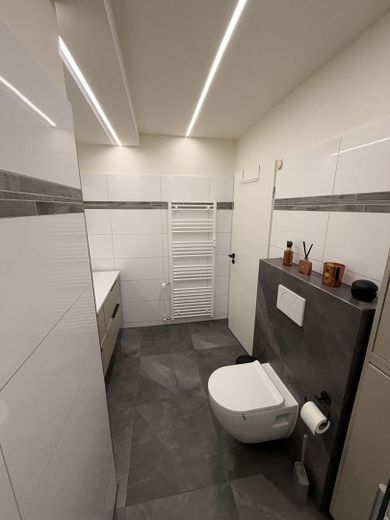 Moderno appartamento di 4 locali | 121,5 m² | garage incluso | 2 balconi | cucina con isola | cantina | posizione eccellente – Foto 18