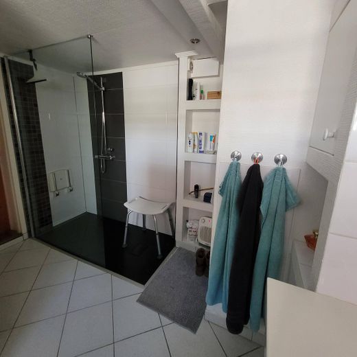 Badezimmer EG