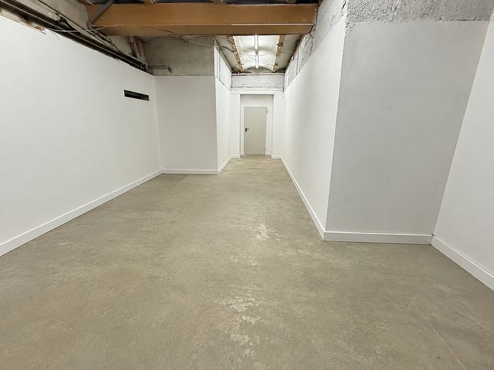 Gewerbe- & Studiofläche 165m² Wolfsschlucht 25, beheizte Gewerbefläche, 4m Raumhöhe – Foto 3
