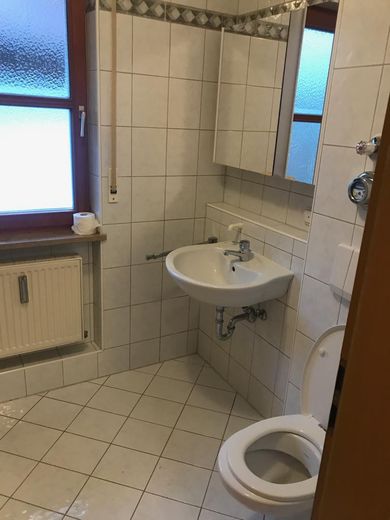 Atrakcyjne mieszkanie 3-pokojowe na sprzedaż w ekskluzywnej dzielnicy willowej Pullach (Großhesselohe)! – Zdjęcie 8