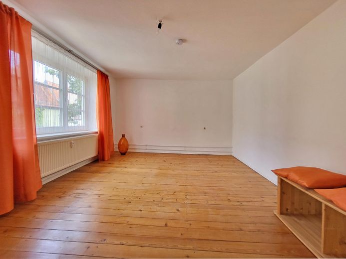 Beste Innenstadtlage in der Altstadt -Bezugsfreie 3 Zimmer Wohnung +++Ohne Maklerprovision +++ – Wohnen