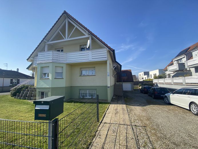 Ansicht von d. Straße aus