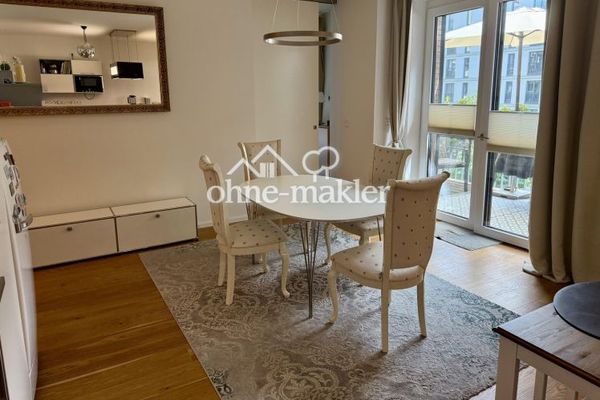 Elegante appartamento di quattro locali, con balcone e terrazza privata a HafenCity, Amburgo