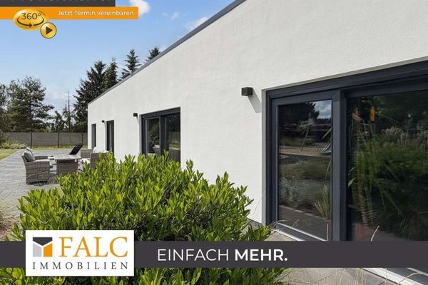 Provisionsfrei. Atemberaubender Bungalow mit Indoor-Pool, Erdwärme und PV!