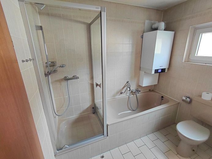 Bad 1. OG mit Dusche