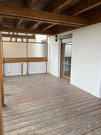 Spazio abitativo per tutti - 5 locali, 170 m², 2 bagni, stufa svedese, balcone, vista – Balkon