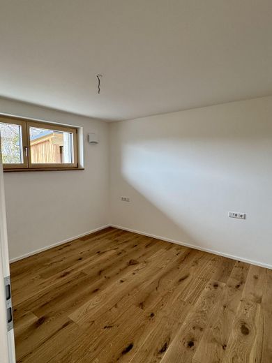 Wohnen im Neubau - Komfortable 2-Zimmer-Wohnung mit großem Balkon – Schlafzimmer - Beispiel