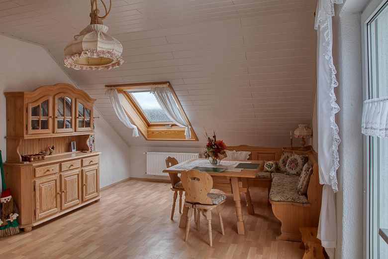 DG - Küche-Essbereich