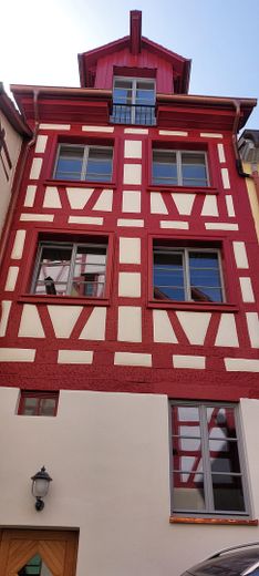 Quattro appartamenti completamente ristrutturati e di alta qualità sulle storiche mura cittadine di Meersburg, con vista da sogno – Foto 3