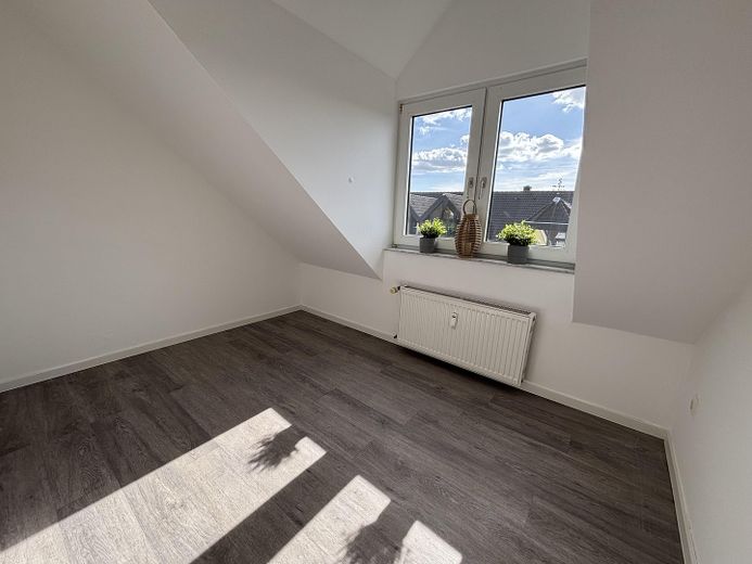 Top Single-Wohnung in Bergheim-Quadrath – Schlafzimmer
