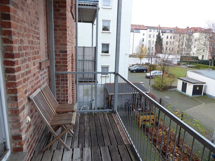Attraktive, sehr schön möblierte 3-Zimmer Wohnung in Erfurt – Balkon