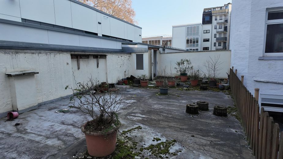 Jetzt besichtigen! Atelier für Künstler mit Lager direkt am Gartenfeldplatz in der Mainzer Neustadt – Dachterasse 