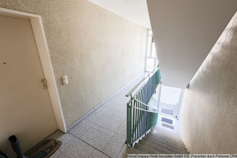 Ansprechende Eigentumswohnung innerhalb eines gepflegten Mehrfamilienhauses in toller Lage mit Balkon, Carport, Keller – 1cb9f259df64dea01c1cdd295d23aec7f89850e4.jpg