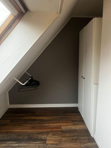 Ankleide mit Kleiderschrank