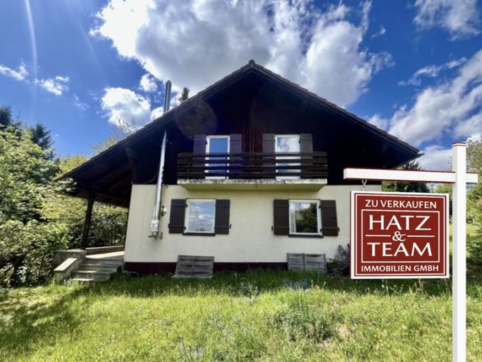 Riservato! Arrivare e respirare profondamente! 
Idilliaca casa unifamiliare con uno splendido terreno per gli amanti della natura a Neureichenau – Foto 1