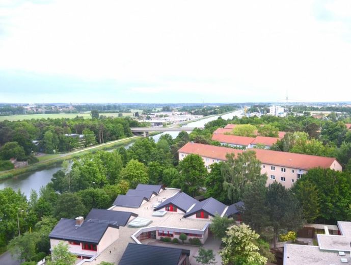 3-Zimmer-Wohnung mit Balkon, EBK & Weitblick im 11. OG – modernisiert und barrierefrei – Ausblick Balkon