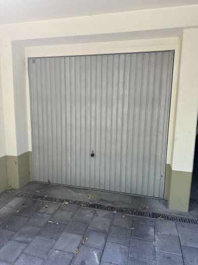 Garage ins Haus integriert