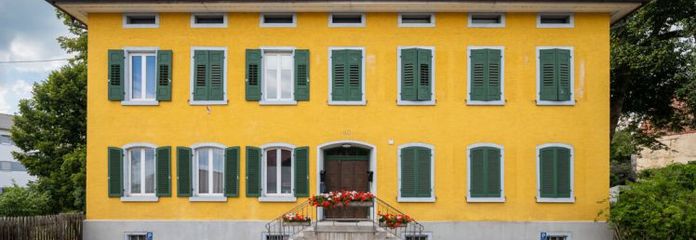 Zuhause ankommen in Ehingen! Schöne 4 Zimmer-Maisonettewohnung mit Stellplatz und Einbauküche