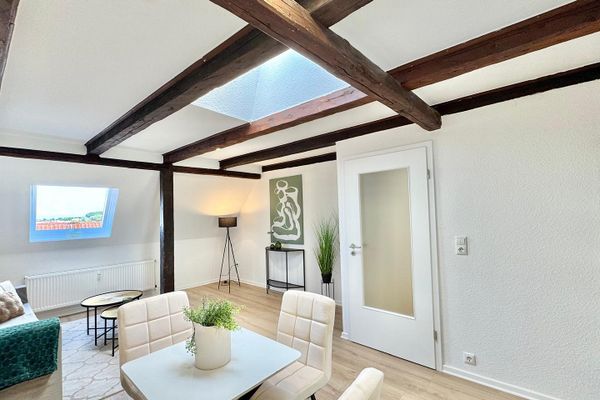 NUEVO: Apartamento reformado en la última planta con 3 habitaciones en una ubicación privilegiada del casco antiguo de Wismar