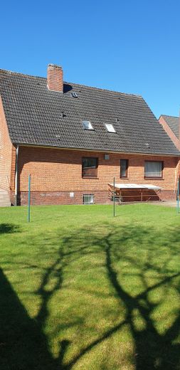 Hausansicht vom Garten