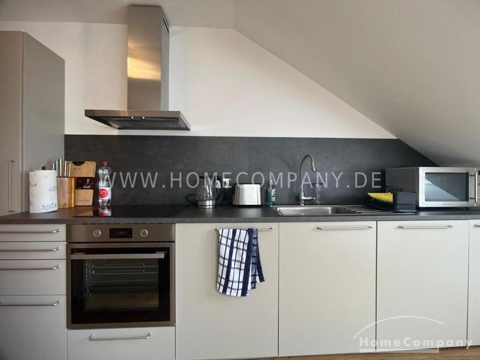 Nordend (AG8071060) Yenilenmiş ve mobilyalı çatı katı dairesi – 0616961fe33079d723b13f0d5723941acbe0b529.jpg