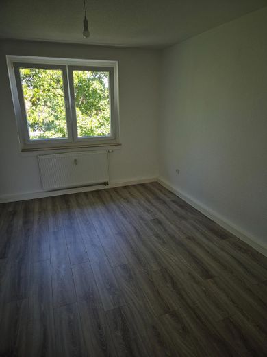 helle, moderne & gutaufgeteilte 3 Zimmerwohnung zu vermieten – Kinderzimmer