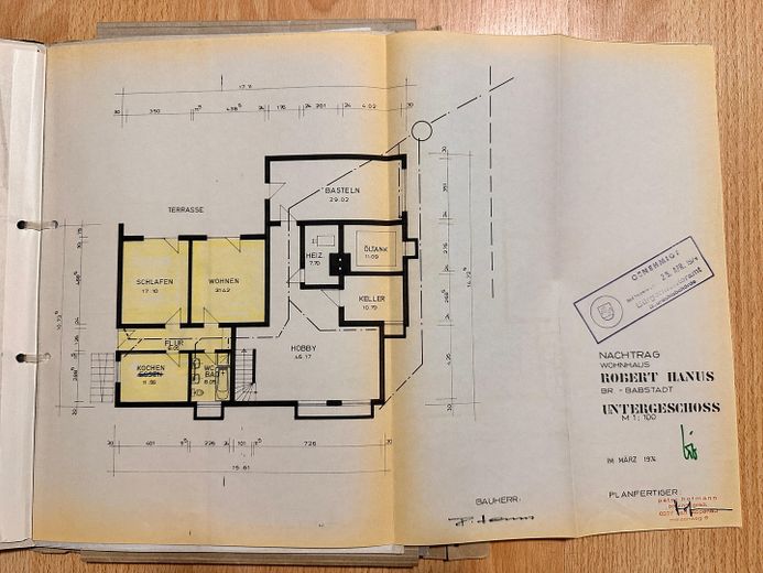 Großzügiges Einfamilienhaus mit Einliegerwohnung auf weitläufigem Eckgrundstück – Grundriss UG