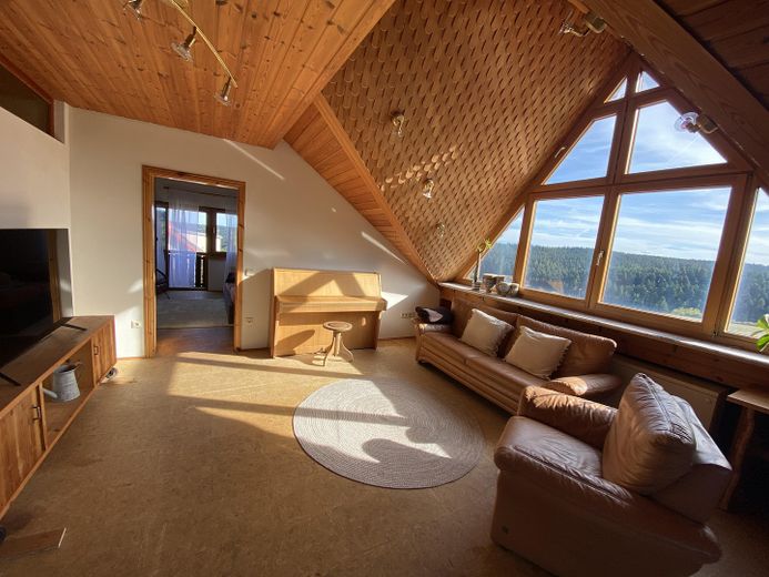 Umeblowane mieszkanie (75 m²) z bajecznym widokiem – Wohnzimmer mit Panoramafenster