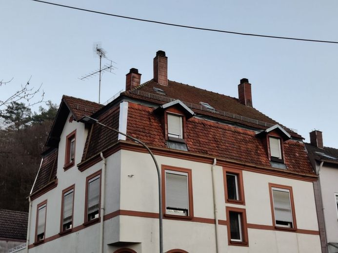 4 Zimmer, Küche und Bad zu vermieten in Pirmasens – Dachgeschoß