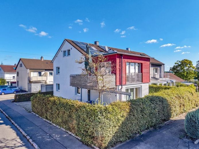Casa bifamiliare - abitare subito, sfruttare i redditi da locazione, assicurarsi il futuro – Foto 1