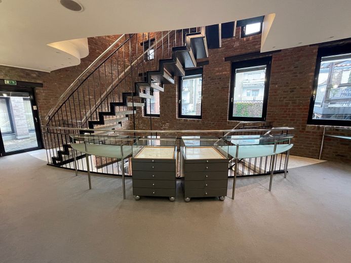 Exklusive(s) Ladenlokal / Einzelhandelsfläche / Büro in der Innenstadt von Mönchengladbach-Rheydt – Foto 13