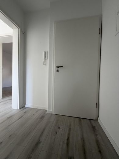Moderne 2 Zimmer-Wohnung incl. Küche – Foto 8
