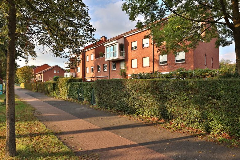 2-कमरे, पश्चिमी लॉजिया और हरियाली का नज़ारा, Horstmarer Landweg पर UKM के पास – gepflegtes Haus von Außen