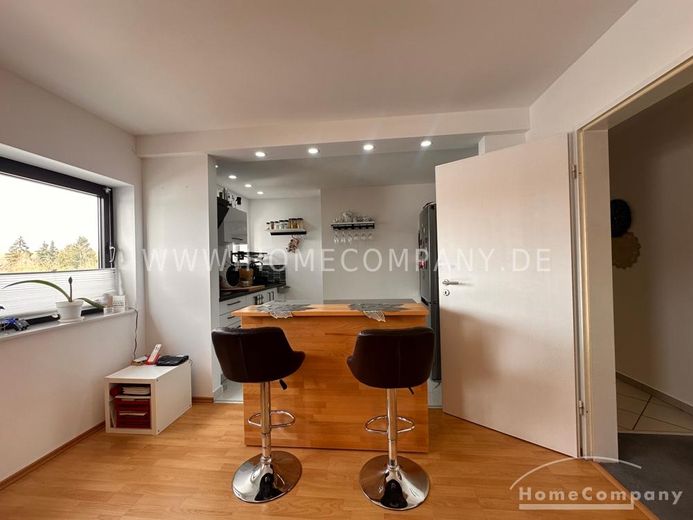 Helle 3,5ZKB Wohnung mit Garten und 2 Parkplätze – b071769559a71c3365a44e6b88b97a40c35d46e3.jpg