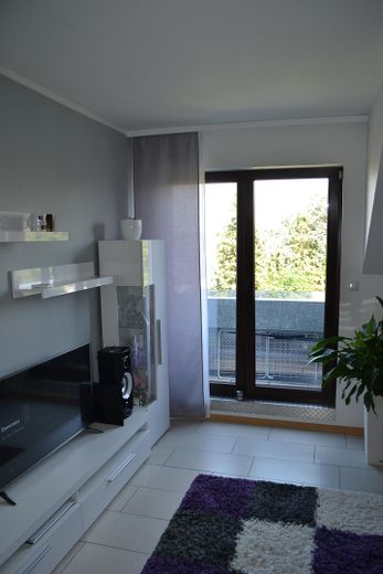 Doppelhaushälfte / Mehrgenerationenhaus / Mehrfamilienhaus / Haus – DG Wohnzimmer