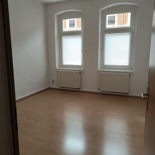 Lebendiges Stadtwohnen: 2-Raum-Wohnung in Dessau-Roßlau – Foto 5