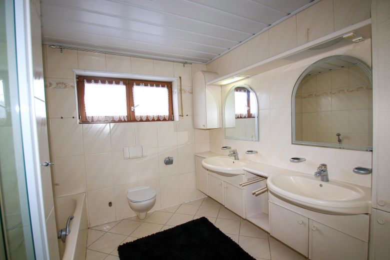 Ein Haus. Viele Möglichkeiten. Viel Platz fürs Leben – großzügiges Zuhause mit separater Einheit – Foto 10